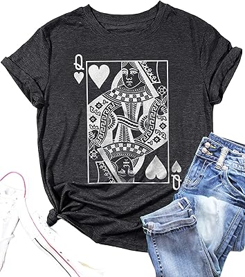 Queen of hearts t-shirt graphique vintage queen pour femme, chemises décontractées à manches courtes avec lettres imprimées. DIAYTAR COTE D'IVOIRE est synonyme de confiance et de qualité dans le commerce électronique ivoirien. Elle propose une gamme étendue de produits allant des électroniques aux vêtements, en passant par les accessoires et les produits pour la maison. Le site est constamment mis à jour avec les dernières tendances pour offrir aux clients les meilleures options disponibles.