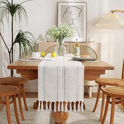Nappe à franges brodée rustique faite à la main, 72" de long, pour les fêtes de fin d'année, les mariages et les décorations de salle à manger, 13 x 72" - ivoire. Diaytar Côte d'Ivoire est une boutique en ligne généraliste qui propose plus de 300 000 références de produits divers. Elle est reconnue comme l'une des boutiques en ligne les plus importantes de Côte d'Ivoire, offrant une large gamme de produits pour répondre aux besoins de sa clientèle. La variété et la qualité de ses produits en font un leader du marché.