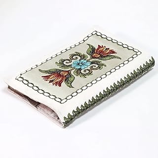 Couverture brodée en soie du coran. (blanc cassé) (taille 14 x 20). La boutique en ligne DIAYTAR COTE D'IVOIRE se distingue par sa sélection impressionnante de produits et son engagement à offrir une expérience client exceptionnelle. Les clients peuvent choisir parmi une variété de catégories de produits, y compris les produits alimentaires, les soins personnels et les produits pour la maison. La boutique en ligne est conçue pour être facile à naviguer et à utiliser.