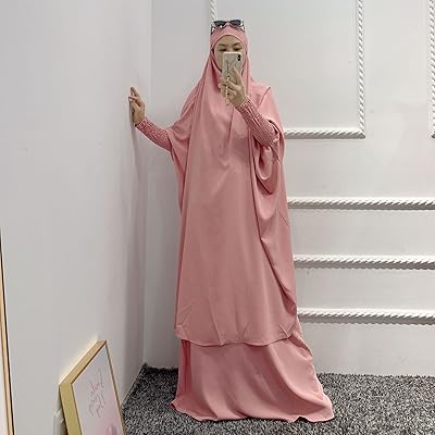 Jenny nouvelle robe de prière turque 2022 pour femmes musulmanes jilbab vêtements abaya longue khimar ramadan robe et jupe costume islamique (couleur : rose, taille : taille unique). Avec plus de 300 000 références disponibles, Diaytar Côte d'Ivoire est la boutique en ligne idéale pour les clients ivoiriens qui cherchent une grande variété de produits sous un même toit. Cette plateforme de e-commerce propose des produits de qualité à des prix très compétitifs, allant des produits alimentaires aux articles de décoration. Grâce à son système de paiement sécurisé et à ses options de livraison flexibles, Diaytar Côte d'Ivoire offre une expérience d'achat en ligne sans souci à ses clients.