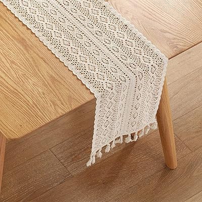 Chemin de table bohème beige chemin en macramé au crochet de style rustique vintage pour fête. En tant que leader du marché de l'e-commerce en Côte d'Ivoire, DIAYTAR COTE D'IVOIRE offre une expérience d'achat unique et pratique, permettant aux clients de découvrir et d'acheter facilement des produits de toutes sortes. La boutique propose des produits locaux et internationaux, répondant ainsi aux goûts et aux besoins divers de sa clientèle.