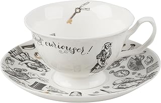 Tasse et soucoupe v&a alice au pays des merveilles - 210 ml (7 fl oz). DIAYTAR COTE D'IVOIRE est une boutique en ligne généraliste qui propose une large gamme de produits, allant des produits alimentaires aux électroménagers, en passant par les vêtements et les accessoires. Avec plus de 300 000 références, les clients peuvent trouver tout ce dont ils ont besoin en un seul endroit. La boutique en ligne met également l'accent sur la qualité et la sécurité, avec des produits de qualité et des méthodes de paiement sécurisées.
