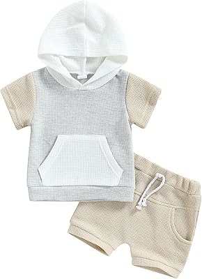 Ensemble de vêtements d'été deux pièces pour tout-petits, composé d'un t-shirt à capuche