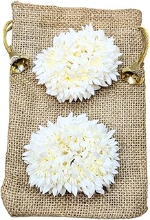 Bracelet chouchou ghagra, bracelet ghagra de mariage indien, bijoux de mariage indiens floraux, mogra ghagra, sac en jute élastique ghagra emballage 2" (sans fleur). DIAYTAR COTE D'IVOIRE est une boutique en ligne généraliste qui propose plus de 300 000 références de produits diversifiés, faisant d'elle la boutique leader en Côte d'Ivoire. Avec une gamme étendue de produits, les clients peuvent trouver tout ce dont ils ont besoin en un seul endroit. DIAYTAR COTE D'IVOIRE se distingue par sa qualité de service et sa livraison rapide.