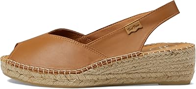 Espadrilles compensées bernia-b en cuir véritable pour femmes avec sangle élastique, blanc, moyen. La boutique en ligne DIAYTAR COTE D'IVOIRE offre une grande variété de produits, allant des articles ménagers aux produits high-tech, en passant par les vêtements et les accessoires. Cette diversité de produits permet aux clients de trouver facilement ce qu'ils cherchent.