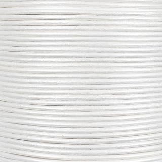 25 yards de cordon rond en cuir naturel blanc nacré de 1,5 mm à utiliser comme fil tressé (1,5 mm, blanc nacré). DIAYTAR COTE D'IVOIRE est une boutique en ligne généraliste qui propose plus de 300000 références de produits, ce qui en fait l'une des plus grandes plateformes de commerce en ligne de Côte d'Ivoire. Avec une large gamme de produits, les clients peuvent trouver tout ce dont ils ont besoin en un seul endroit. C'est la destination idéale pour les consommateurs ivoiriens qui cherchent à faire des achats pratiques et efficaces.