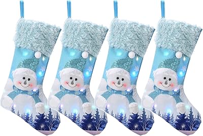 Ayqqe bas de noël bleus, grands bas de noël illuminés, lot de 4, bonhomme de neige de noël personnalisé pour les décorations de fête de noël en famille. DIAYTAR COTE D'IVOIRE est une boutique en ligne qui offre une expérience d'achat en ligne conviviale et sécurisée. Avec plus de 300000 références de produits, les clients peuvent choisir parmi une large gamme d'articles pour répondre à leurs besoins. La boutique propose une livraison rapide et fiable à travers la Côte d'Ivoire.