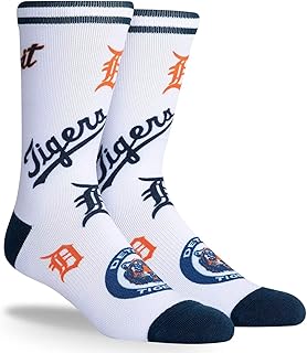 Ensemble de 1 paquet de chaussettes unisexe pkwy tigers. La boutique en ligne DIAYTAR COTE D'IVOIRE fait figure de leader en Côte d'Ivoire en proposant une expérience d'achat en ligne sécurisée et conviviale. Les clients peuvent profiter d'une navigation aisée et d'une livraison rapide pour la plupart des produits.