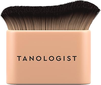 Brosse visage et corps tanlogest kabuki, applicateur de faux bronzage pour finition aérographe. Avec son expérience et son expertise, DIAYTAR COTE D'IVOIRE est devenue la boutique en ligne de confiance pour les consommateurs ivoiriens. Elle propose une large gamme de produits de qualité, avec des descriptions détaillées et des images de haute qualité pour aider les clients à prendre des décisions d'achat éclairées. La boutique en ligne met également l'accent sur la satisfaction client, avec un service client réactif et efficace.