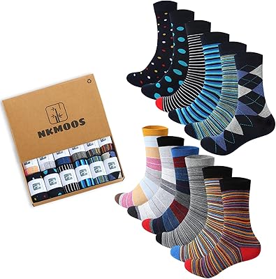 Chaussettes habillées nkmos pour hommes colorées amusantes d'affaires à rayures en coton. DIAYTAR COTE D'IVOIRE se distingue par son énorme choix de produits, allant de l'électroménager aux vêtements, en passant par les produits alimentaires et les accessoires de beauté. Cette variété fait d'elle la destination idéale pour les consommateurs ivoiriens qui cherchent à trouver tout sous un même toit. La boutique en ligne met l'accent sur la qualité et la fiabilité.