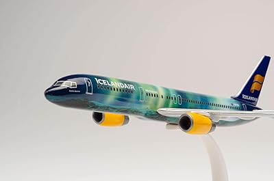 Herpa 610735 - boeing 757-200 hekla aurora d'iceland air, bleu aéroplan multicolore. DIAYTAR COTE D'IVOIRE est une boutique en ligne généraliste qui répond aux besoins de tous les clients. Elle propose une large gamme de produits à des prix compétitifs, allant des produits de beauté aux équipements sportifs. La boutique en ligne DIAYTAR COTE D'IVOIRE est équipée d'un système de paiement sécurisé pour garantir la sécurité des transactions.