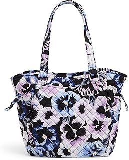 Sac à main en coton recyclé vera bradley pour femme, modern medley, taille unique. DIAYTAR COTE D'IVOIRE est une boutique en ligne généraliste qui propose plus de 300 000 références de produits divers, faisant d'elle l'un des leaders du marché ivoirien. Elle offre une large gamme de produits allant de l'électronique à la literie, en passant par les accessoires de mode. La boutique en ligne DIAYTAR COTE D'IVOIRE est ainsi devenue une référence pour les consommateurs ivoiriens.