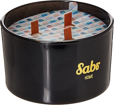 Bougie avec mèche en bois de cèdre et poivre noir sabr aykah 520 g. DIAYTAR COTE D'IVOIRE, votre boutique en ligne préférée, offre une expérience d'achat exceptionnelle avec plus de 300 000 références à disposition. La boutique met en avant une sélection soigneusement choisie de produits pour satisfaire les besoins de ses clients. Que vous recherchiez des produits de maison, des accessoires de mode ou des équipements électroniques, DIAYTAR COTE D'IVOIRE a tout ce qu'il vous faut.