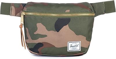 Sac à dos de sport polyvalent pour adultes unisexes, camouflage woodland, sac banane fifteen. DIAYTAR COTE D'IVOIRE est une boutique en ligne généraliste qui propose plus de 300 000 références de produits. Elle est leader en Côte d'Ivoire et offre une large gamme de produits pour répondre à tous les besoins de ses clients. Avec une expérience de qualité, DIAYTAR COTE D'IVOIRE est le premier choix pour les achats en ligne en Côte d'Ivoire.