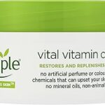 Crème de nuit hydratante simple pour le visage avec des vitamines du genre
