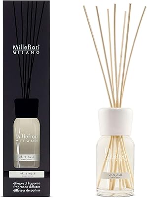 Diffuseur de parfum naturel millefiori - musc blanc/bianco de moscou 100 ml. La boutique en ligne DIAYTAR COTE D'IVOIRE est synonyme de diversité et de commodité pour les acheteurs en ligne. Les clients peuvent parcourir plus de 300 000 références sur le site, profitant ainsi d'un large choix de produits à des prix avantageux. DIAYTAR met également un accent particulier sur la qualité du service client, assurant ainsi une satisfaction maximale de ses utilisateurs.