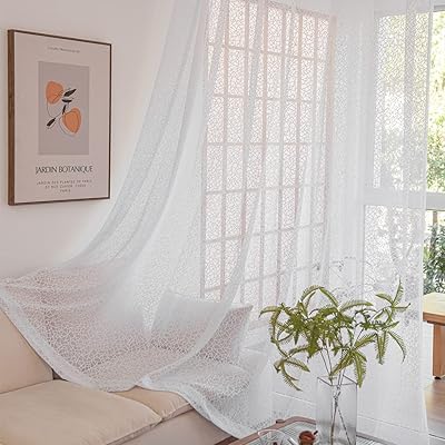 Rideau transparent une pièce pour salon, chambre à coucher, couloir (rubik-w, l270 x l300 cm). DIAYTAR COTE D'IVOIRE est une plateforme de commerce électronique qui propose une grande variété de produits à des prix compétitifs. Avec plus de 300 000 références, les clients peuvent trouver tout ce dont ils ont besoin en un seul endroit. La boutique est réputée pour sa fiabilité et sa rapidité de livraison.