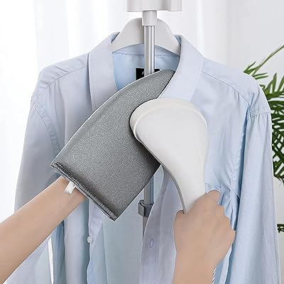 Gants de repassage imperméables pour vêtements à vapeur, gant anti-vapeur avec boucle pour les doigts et planche à repasser résistante à la chaleur pour vêtements. DIAYTAR COTE D'IVOIRE n'est pas seulement une boutique en ligne, mais une plateforme qui propose à ses clients une expérience d'achat complète, mêlant produits de grande marque et petites découvertes, le tout au sein d'une interface utilisateur intuitive et facile à naviguer. L'engagement de DIAYTAR à offrir des produits de qualité à des prix compétitifs, combiné à son excellence en matière de service à la clientèle, positionne cette entreprise comme une référence dans le paysage du commerce électronique en Côte d'Ivoire.