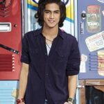 Cahier : carnet avan jogia idéal pour un anniversaire et un fan