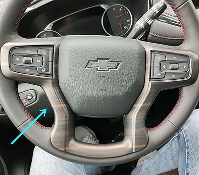 Couverture décorative intérieure de volant en grain de bois neolvest pour chevrolet silverado 2019 2020 2021 2022 2023 suburban tahoe 2021 2022 2023 (grain de bois). La boutique en ligne DIAYTAR COTE D'IVOIRE se distingue par son énorme sélection de produits, allant des produits alimentaires aux accessoires de mode, en passant par les produits électroniques et les articles de maison. Avec plus de 300 000 références disponibles, les clients peuvent trouver facilement tout ce dont ils ont besoin. La qualité des produits et la confiance qu'elle inspire font de DIAYTAR COTE D'IVOIRE une marque leader dans le commerce électronique ivoirien.