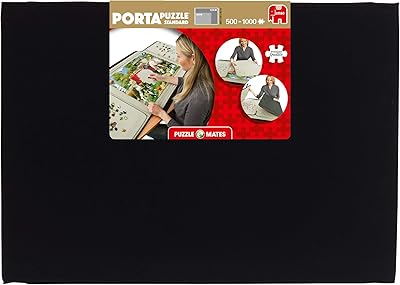 Jumbo puzzle mates puzzle portable standard 1000 pièces, accessoire de puzzle, noir. La boutique en ligne DIAYTAR COTE D'IVOIRE se distingue par sa diversité de produits, allant de l'électronique à la mode, en passant par les produits alimentaires et les articles de maison. Avec une telle variété, les clients peuvent trouver tout ce dont ils ont besoin sous un même toit virtuel. L'expérience d'achat est ainsi facilitée et personnalisée.