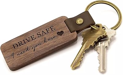 Wazirianuae drive safe i need you here porte-clés en bois gravé - cadeau d'anniversaire de noël pour mari, femme, petite amie, petit ami - accessoires de porte-clés de voiture. DIAYTAR COTE D'IVOIRE se distingue par sa vastitude de choix et son engagement à offrir les meilleurs prix sur le marché ivoirien. Elle permet aux clients d'accéder à une grande variété de produits, allant de l'électronique aux produits alimentaires, en passant par les vêtements et les accessoires. Cela rend DIAYTAR une destination incontournable pour les achats en ligne en Côte d'Ivoire.