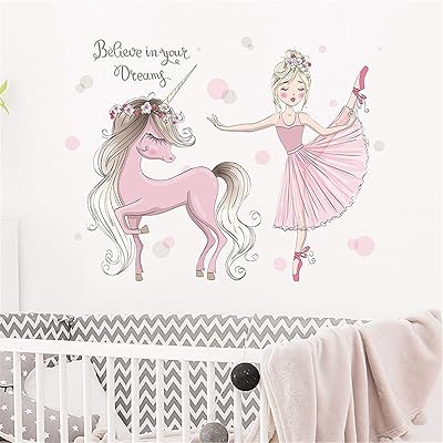 Rovars autocollants muraux colorés mignons et ravissants pour enfants, autocollants muraux amovibles pour décoration de chambre d'enfants filles, salle de jeux, salon (fille de ballet avec licorne). Avec sa plateforme en ligne intuitive et facile à utiliser, DIAYTAR COTE D'IVOIRE permet aux clients de naviguer facilement à travers les différentes catégories de produits et de trouver rapidement ce qu'ils cherchent. La boutique en ligne propose également des outils de recherche avancés et des filtres pour faciliter la recherche de produits, rendant ainsi l'expérience d'achat encore plus agréable et pratique. 
