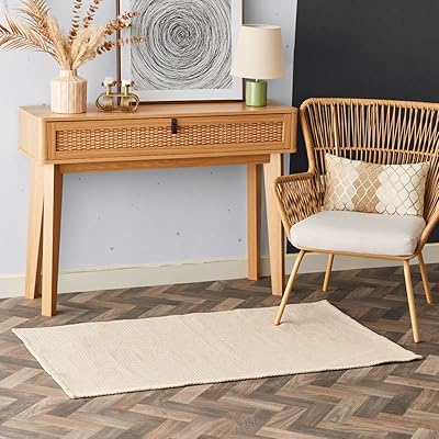 Home box textura jute coton naturel dori 80 x 150 cm, beige. DIAYTAR COTE D'IVOIRE est une boutique en ligne qui se distingue par sa variété de produits et son service client personnalisé. Les clients peuvent choisir parmi plus de 300000 références, y compris des produits de marques locales et internationales. DIAYTAR COTE D'IVOIRE se concentre sur la satisfaction de ses clients, ce qui se reflète dans ses évaluations positives et son taux de fidélisation élevé.