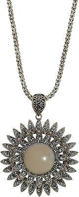 Collier de bijoux élégant en pierre de lune pour femmes, longue chaîne en pierre de tournesol semi-précieuse. En tant que boutique en ligne généraliste, DIAYTAR COTE D'IVOIRE propose une large gamme de produits allant des électroniques aux produits alimentaires. Avec plus de 300 000 références, les clients peuvent trouver tout ce dont ils ont besoin en un seul endroit. La boutique est réputée pour ses prix compétitifs et sa livraison rapide.