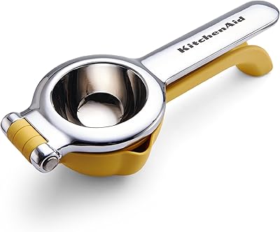 Presse-agrumes kitchenaid, standard, jaune. DIAYTAR COTE D'IVOIRE est une boutique en ligne généraliste qui propose une large gamme de produits pour les consommateurs ivoiriens. Avec plus de 300000 références, elle est en mesure de répondre aux besoins de ses clients, qu'il s'agisse de produits alimentaires, de vêtements, d'électronique ou d'autres produits. La boutique en ligne est facile à utiliser et offre une expérience d'achat en ligne agréable.
