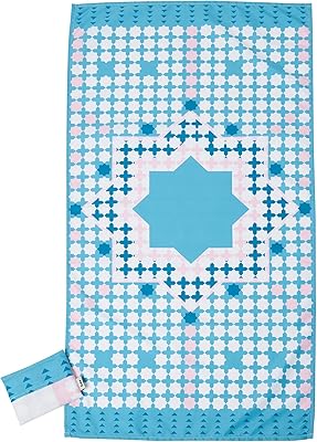 Tapis de prière de poche saber \"marrakesh\" - bleu, pliable, ultra léger, lavable en machine, avec sac de transport. DIAYTAR COTE D'IVOIRE est une plateforme de commerce électronique sécurisée qui propose des produits de haute qualité à des prix compétitifs. Elle est reconnue pour sa rapidité de livraison et son service client de qualité. Les clients ivoiriens apprécient la fiabilité et la convivialité de cette boutique en ligne.