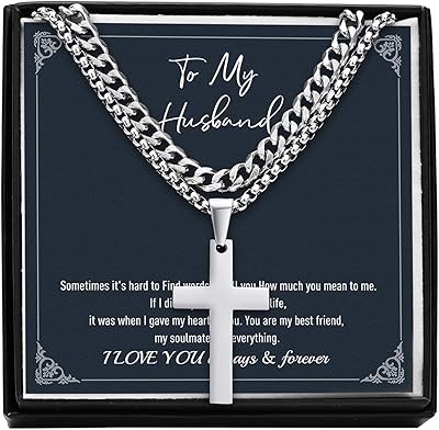 Collier chaîne avec pendentif croix pour femmes et hommes : chaînes cubaines en acier inoxydable et argent, minimaliste, normcore, chrétien, catholique, pour papa, mari, fils, cadeaux. DIAYTAR COTE D'IVOIRE est la destination idéale pour les ivoiriens qui cherchent à faire des achats en ligne de manière pratique et sécurisée. Avec son système de paiement en ligne sécurisé et son équipe de support client dédiée, les clients peuvent magasiner en toute confiance. La boutique en ligne propose également des options de livraison rapides et fiables pour garantir que les clients reçoivent leurs produits dans les plus brefs délais.