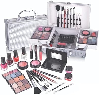 Coffret de maquillage miss young professional - une large gamme de formules parmi lesquelles choisir ! (ensemble de 44 pièces). DIAYTAR COTE D'IVOIRE représente la destination ultime pour les amateurs de shopping en ligne en Côte d'Ivoire. Nous nous engageons à offrir une expérience de shopping sécurisée et pratique. Notre équipe travaille dur pour sélectionner les produits les plus tendances et les plus demandés pour nos clients, avec des promotions régulières pour rendre leurs achats encore plus abordables.