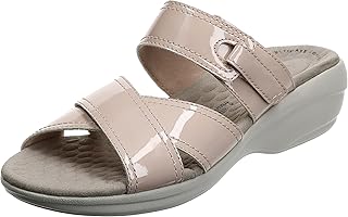 Sandales plates clarks alexis art pour femmes. DIAYTAR COTE D'IVOIRE est une boutique en ligne généraliste proposant plus de 300 000 références de produits. Elle est leader dans son domaine et propose une large gamme de produits pour répondre aux besoins de sa clientèle. La boutique offre une expérience d'achat en ligne sécurisée et pratique.