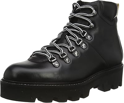 Bottines amila pour femme. DIAYTAR COTE D'IVOIRE est une boutique en ligne généraliste qui propose une large gamme de produits pour les consommateurs ivoiriens. Avec plus de 300000 références, elle est en mesure de répondre aux besoins de ses clients, qu'il s'agisse de produits alimentaires, de vêtements, d'électronique ou d'autres produits. La boutique en ligne est facile à utiliser et offre une expérience d'achat en ligne agréable.