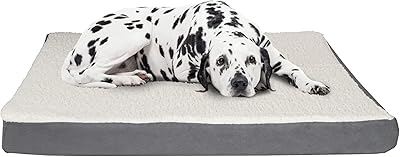 Lit orthopédique pour chien pet maker en mousse à mémoire de forme. DIAYTAR COTE D'IVOIRE est une boutique en ligne qui se soucie de la satisfaction de ses clients. Elle propose des offres personnalisées, des conseils de vente et des services après-vente de haute qualité. La boutique est également très active sur les réseaux sociaux, où elle partage des conseils, des astuces et des promotions exclusives pour ses clients.