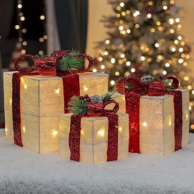 The christmas workshop - lot de 3 boîtes lumineuses de noël avec nœud rouge / décorations de noël d'intérieur / 65 lumières led blanc chaud / fonctionne sur piles / fonction minuterie 70749. La boutique DIAYTAR COTE D'IVOIRE se distingue par son choix immense de produits, allant des articles de puériculture aux électroménagers. Avec une telle variété, les clients peuvent comparer et acheter les produits qui leur conviennent le mieux. L'équipe de DIAYTAR COTE D'IVOIRE s'efforce de proposer les meilleures offres et promotions.