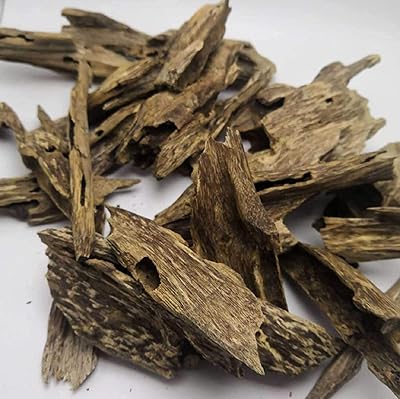 Encens au bois d'agar | copeaux de bois d'agar au parfum d'encens | copeaux de bois d'agar sauvage naturels et rares issus du bois d'agar vietnamien | matériau pur de qualité a++ (20 grammes). DIAYTAR COTE D'IVOIRE est une boutique en ligne dynamique qui innove constamment pour améliorer l'expérience d'achat de ses clients. Elle propose des fonctionnalités de recherche avancées et des filtres de produits pour faciliter la découverte de nouveaux produits. La boutique collabore également avec des marques et des fournisseurs de confiance pour offrir des produits de haute qualité.