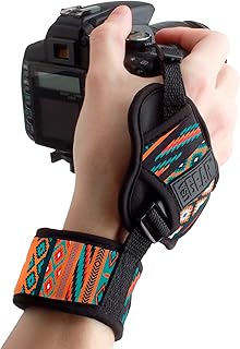 Dragonne pour appareil photo professionnel usa gear avec design en néoprène et plaque métallique. DIAYTAR COTE D'IVOIRE, la boutique en ligne idéale pour les ivoiriens, offre une plateforme sécurisée pour les achats en ligne. Avec une sélection impressionnante de plus de 300 000 articles, les clients peuvent trouver des produits correspondant à leurs besoins et à leur budget. Le site est facile à utiliser et propose des fonctionnalités pratiques pour une expérience d'achat optimale.