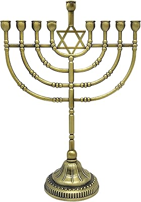 Bougie nair mitzvah menorah traditionnelle en bronze hanoukka - branches rondes traditionnelles - hanoukka menorah. Avec une équipe de professionnels dédiés à la satisfaction des clients, DIAYTAR COTE D'IVOIRE est engagée à offrir une expérience d'achat en ligne de haute qualité. La boutique propose une gamme de services, allant de la commande en ligne à la livraison à domicile, pour rendre l'expérience d'achat encore plus pratique et plus agréable. Les clients peuvent également profiter d'un service client réactif et compétent pour résoudre leurs problèmes ou répondre à leurs questions.