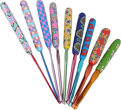 Ensemble de crochets, 9 pièces de crochets en aluminium à prise souple, 2 mm-6 mm, crochets multicolores et outils de couture pour débutants et mains arthritiques. DIAYTAR COTE D'IVOIRE est une boutique en ligne généraliste qui propose plus de 300 000 références de produits. Elle est reconnue comme l'une des boutiques en ligne leaders en Côte d'Ivoire, offrant une grande variété de produits pour répondre aux besoins de ses clients. Avec une telle offre, DIAYTAR COTE D'IVOIRE est devenue une destination incontournable pour les achats en ligne dans la région.