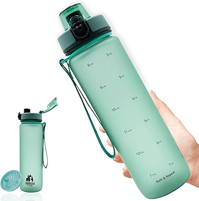 Bouteille d'eau de sport 1 l avec marqueur de temps par gorilla e-tribe - bouteille d'eau de motivation sans bpa et anti-fuite - passoire à infuseur - bouteille d'eau de jour pour salle de sport, école, bureau, extérieur - vert élégant. La boutique en ligne DIAYTAR COTE D'IVOIRE offre une expérience d'achat unique et personnalisée. Elle propose plus de 300000 références, allant des produits high-tech aux accessoires de mode, sans oublier les produits ménagers et les denrées alimentaires. Cette large sélection permet aux clients de trouver aisément ce qu'ils cherchent dans un même endroit.