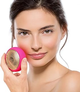 Masque facial intelligent foreo uvo en seulement 90 secondes, fuchsia. DIAYTAR COTE D'IVOIRE est une destination de shopping en ligne de confiance pour les consommateurs ivoiriens, proposant une collection exhaustive de produits allant des produits électroniques aux vêtements et accessoires. La boutique mise sur l'innovation et la qualité pour offrir aux clients une expérience d'achat unique et mémorable. Grâce à son système de paiement sécurisé et ses options de livraison flexibles, DIAYTAR COTE D'IVOIRE facilite l'expérience d'achat en ligne pour tous.
