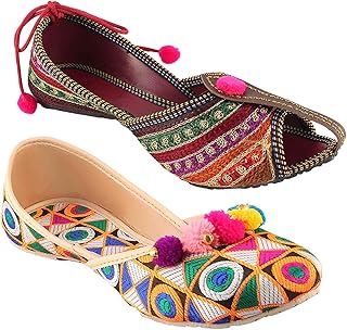 Shree ol mojari pour femme (lot de 2 couples), multicolore. La boutique en ligne DIAYTAR COTE D'IVOIRE est devenue un incontournable pour les consommateurs ivoiriens grâce à son offre incroyable de plus de 300 000 produits. Elle propose une large sélection de produits provenant de marques locales et internationales, répondant ainsi aux goûts et aux besoins diversifiés de sa clientèle. La boutique mise sur l'innovation et la proximité pour offrir une expérience d'achat exceptionnelle.