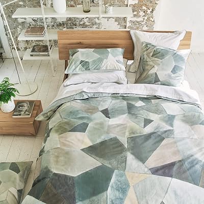 Housse de couette en percale de coton imprimée designer guild, modern geo, étain, 140 x 200 cm. Diaytar Côte d'Ivoire se distingue par sa sélection impressionnante de produits allant des électroniques aux vêtements et accessoires, en passant par les produits de soins personnels. Son équipe dédiée veille à ce que les clients bénéficient d'un service de qualité et d'une livraison rapide et fiable. Cela contribue à renforcer sa position de leader sur le marché ivoirien.