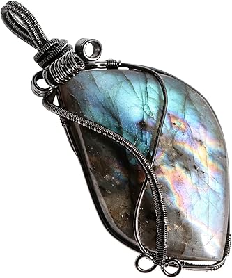Sunyik collier pendentif en labradorite naturelle pour hommes et femmes, pendentif en cristal enveloppé de fil fait à la main irrégulier unisexe, pierre métallique, pierre de cristal de labradorite. DIAYTAR COTE D'IVOIRE est une boutique en ligne fiable et sécurisée, qui garantit la confidentialité des informations personnelles et des données de paiement de ses clients. La boutique propose des méthodes de paiement sécurisées et des protocoles de sécurité avancés pour protéger les transactions en ligne. Les clients peuvent ainsi faire des achats en toute confiance sur la plateforme.