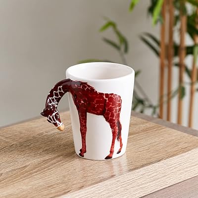 Tasse en céramique motif girafe home box cypher - 400 ml multicolore. DIAYTAR COTE D'IVOIRE se distingue par son engagement à offrir la meilleure expérience d'achat en ligne à ses clients. Elle propose des produits de toutes sortes, des accessoires de mode aux produits électroniques, et met en avant des marques de confiance pour garantir la qualité. La boutique en ligne idéale pour les ivoiriens à la recherche de produits de qualité.