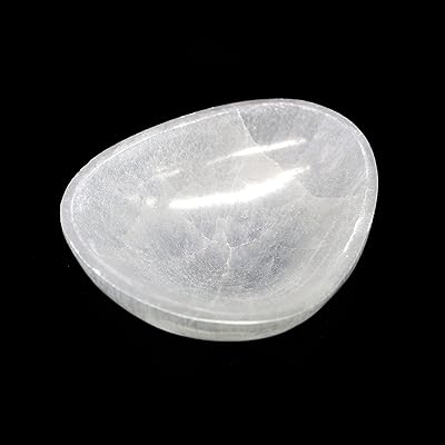 Bols en cristal de sélénite soul stix pour le maculage, la guérison et la recharge des cristaux | bol de purification en sélénite pure et base de chargement en cristal d'origine éthique au maroc (libri - 6 pouces). DIAYTAR COTE D'IVOIRE est la destination idéale pour faire vos achats en ligne, avec une sélection immense de produits de haute qualité et à des prix compétitifs. La boutique propose également des services de livraison rapides et fiables, garantissant que vos commandes arrivent rapidement et en bonne condition.