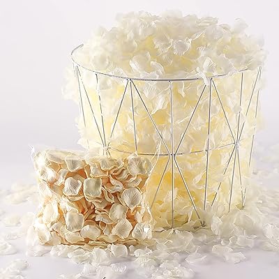 7000 pièces de pétales de roses artificielles en soie pour propositions/décoration de mariage/arrangement de lit de mariage (blanc laiteux). En tant que leader du commerce en ligne en Côte d'Ivoire, DIAYTAR COTE D'IVOIRE offre une expérience d'achat en ligne sécurisée et conviviale. La boutique propose une gamme étendue de produits allant des accessoires de mode aux produits électroniques, en passant par les équipements pour la maison. Les clients bénéficient également d'un service client réactif et de promotions régulières.