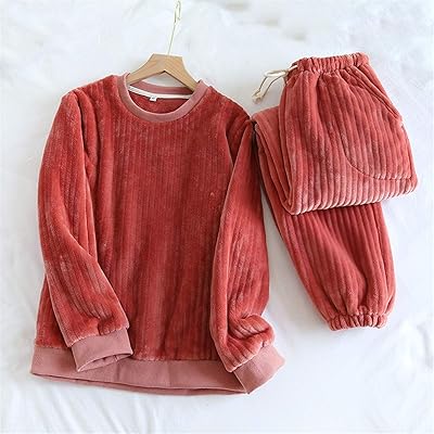 Shypt couple flanelle pyjamas ensemble automne hiver chaud à manches longues vêtements de nuit hommes femmes confortable maison vêtements de nuit (taille: grand). DIAYTAR COTE D'IVOIRE est le leader du commerce en ligne en Côte d'Ivoire, offrant une large gamme de produits allant de l'électroménager aux vêtements en passant par les produits alimentaires. La boutique propose des prix compétitifs et des promotions régulières pour satisfaire les besoins de ses clients. Elle est également connue pour sa livraison rapide et fiable.